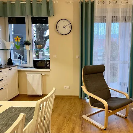 Lux Garden Apartment *